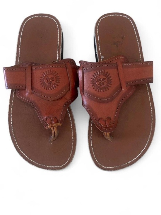 Source Unknown Shoes - Source Unknown Brown Leather Sun Motif Toe-Post Sandals